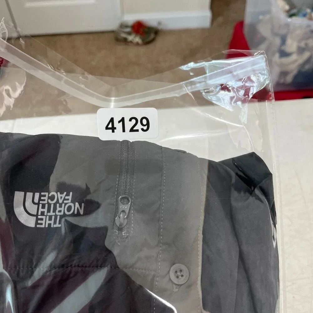 The North Face Lightweight Shirt‎ Men XL Outdoor Hiking Trail Performance Tech